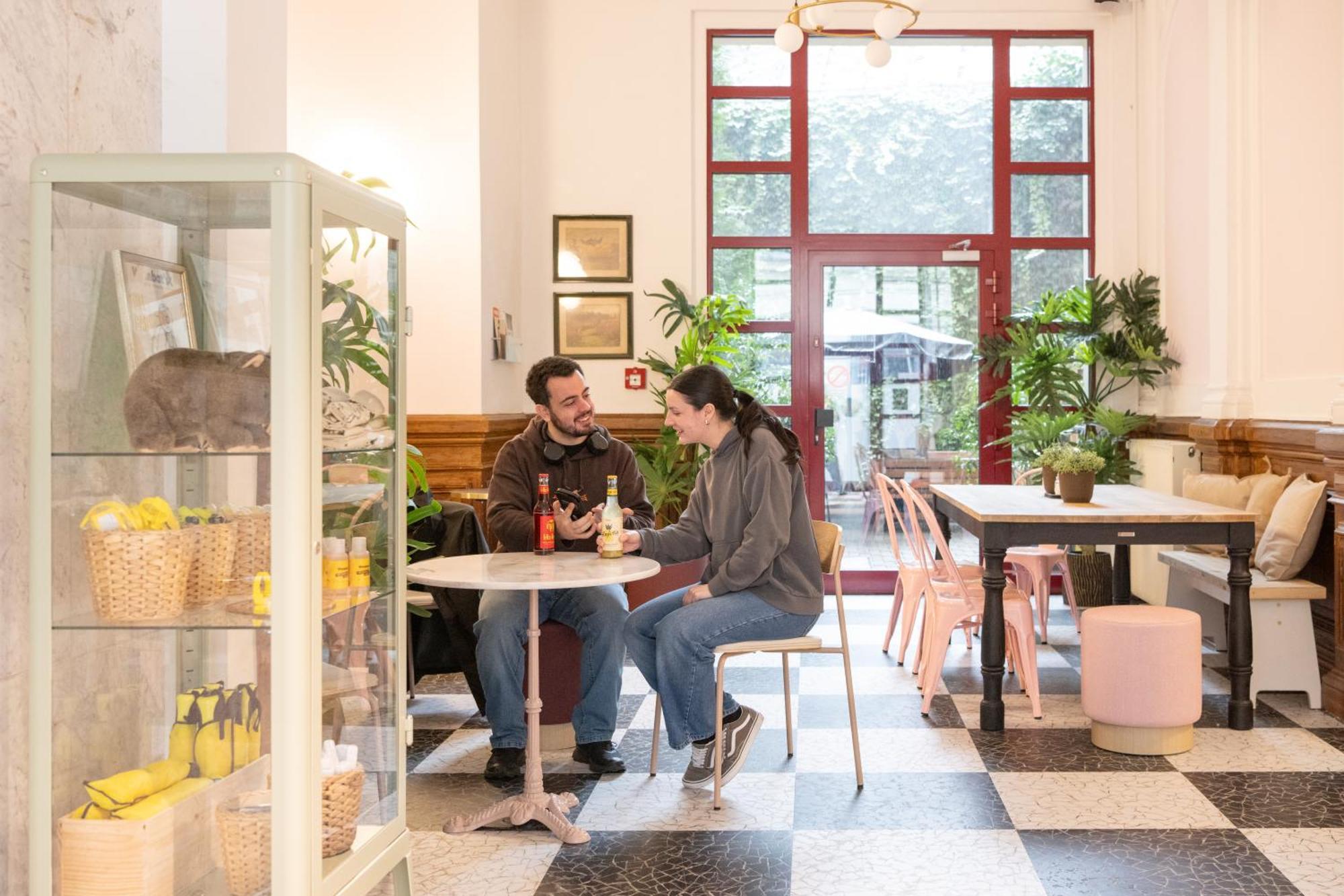 沉睡的狮子旅馆 - 莱比锡青年公寓酒店 外观 照片